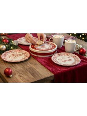 Holiday Tin Plates Set Of 4 Red & White Christmas Tree Design Tableware